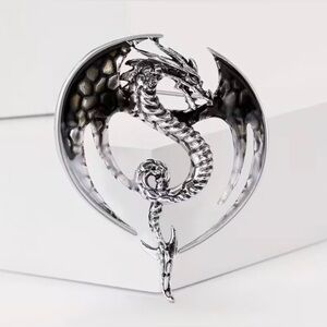 Dragon Fantasy Brooch Modern New Gradient Black & Silver Tone